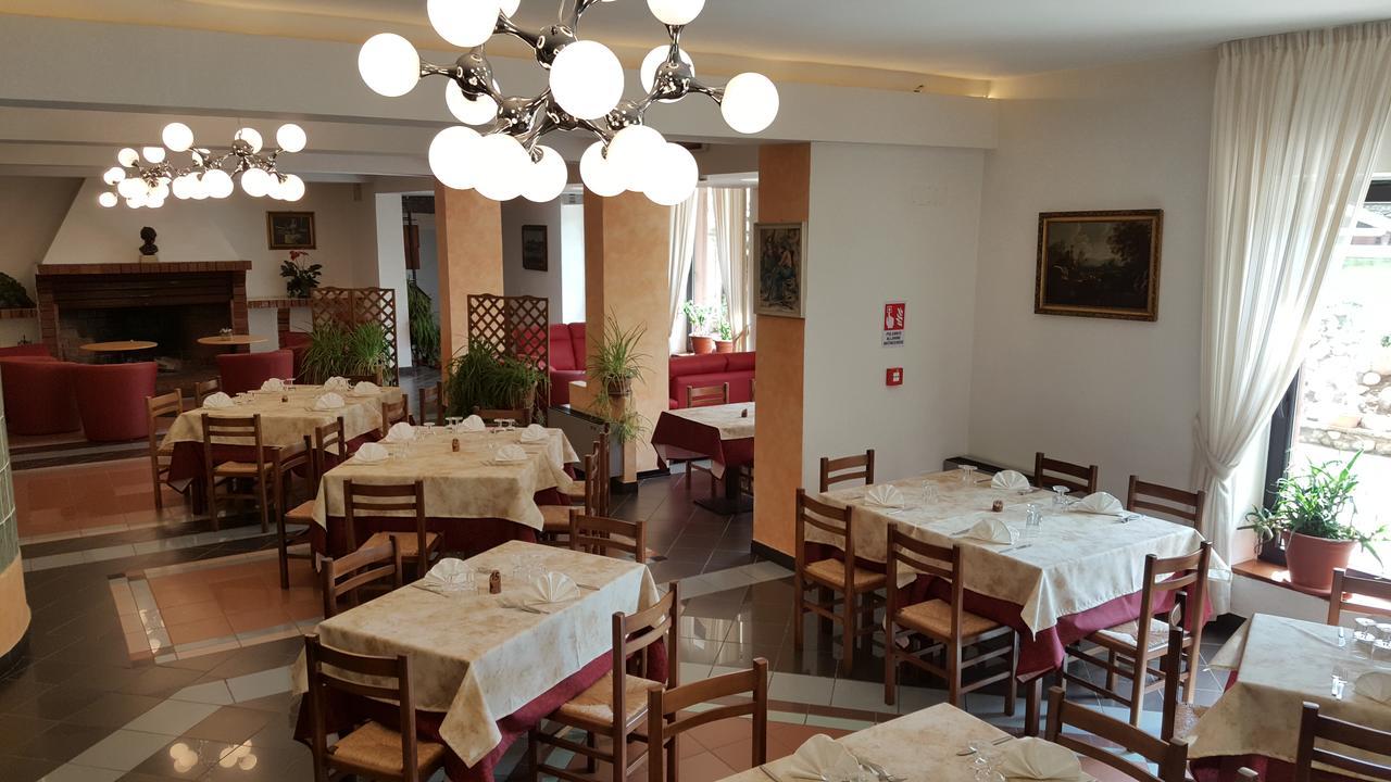 Hotel Del Lago Ampollino Caprara  Exterior photo