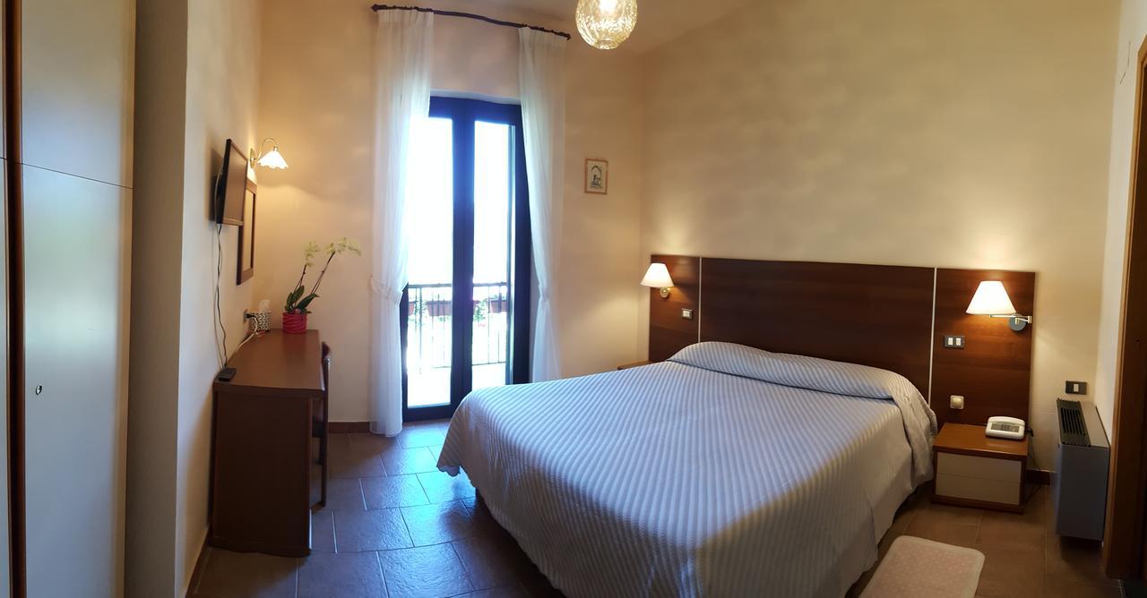 Hotel Del Lago Ampollino Caprara  Exterior photo